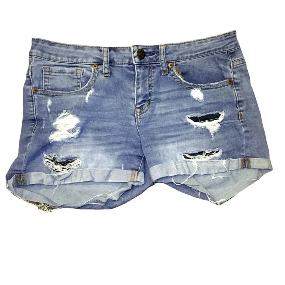 Aeropostale Medium Wash Midi Denim Distressed Shorts Size 4